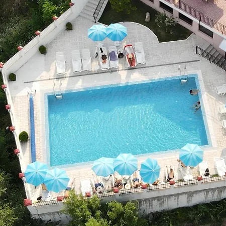 Deyanira Hotel Gorno Dryanovo