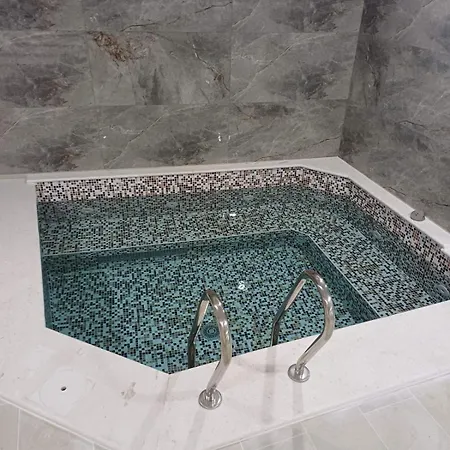 Deyanira Otel Gorno Dryanovo