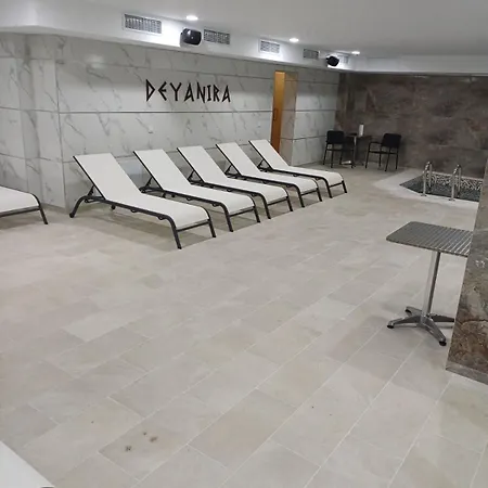 Отель Deyanira Gorno Dryanovo
